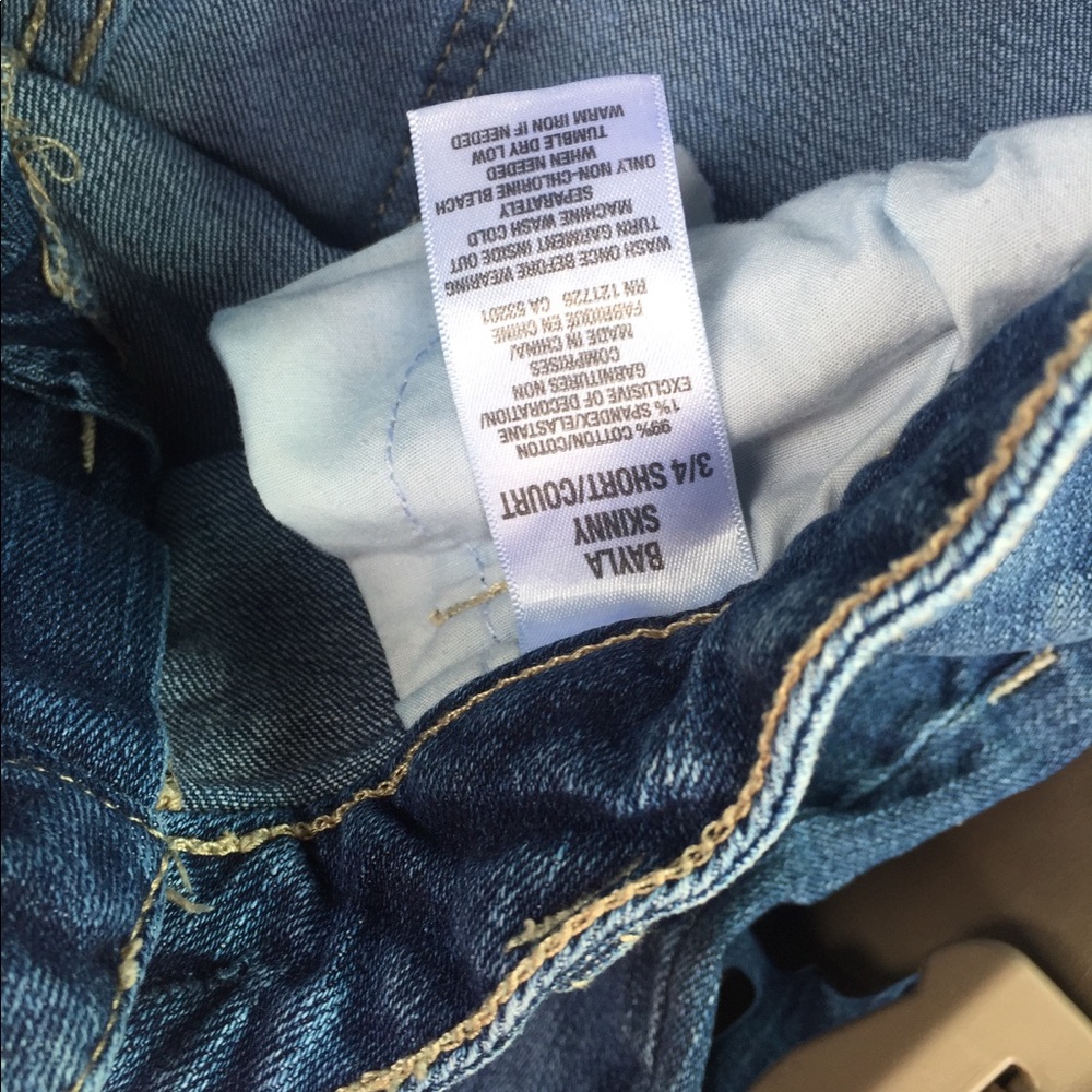 Shorts - Picture 2 of 3